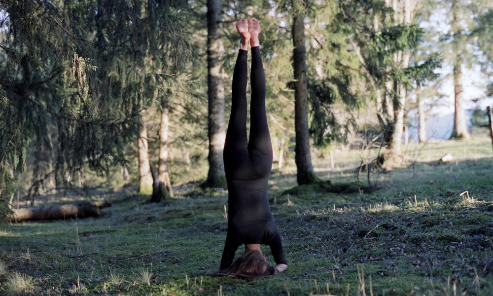 Atelier : posture de yoga sur la tête